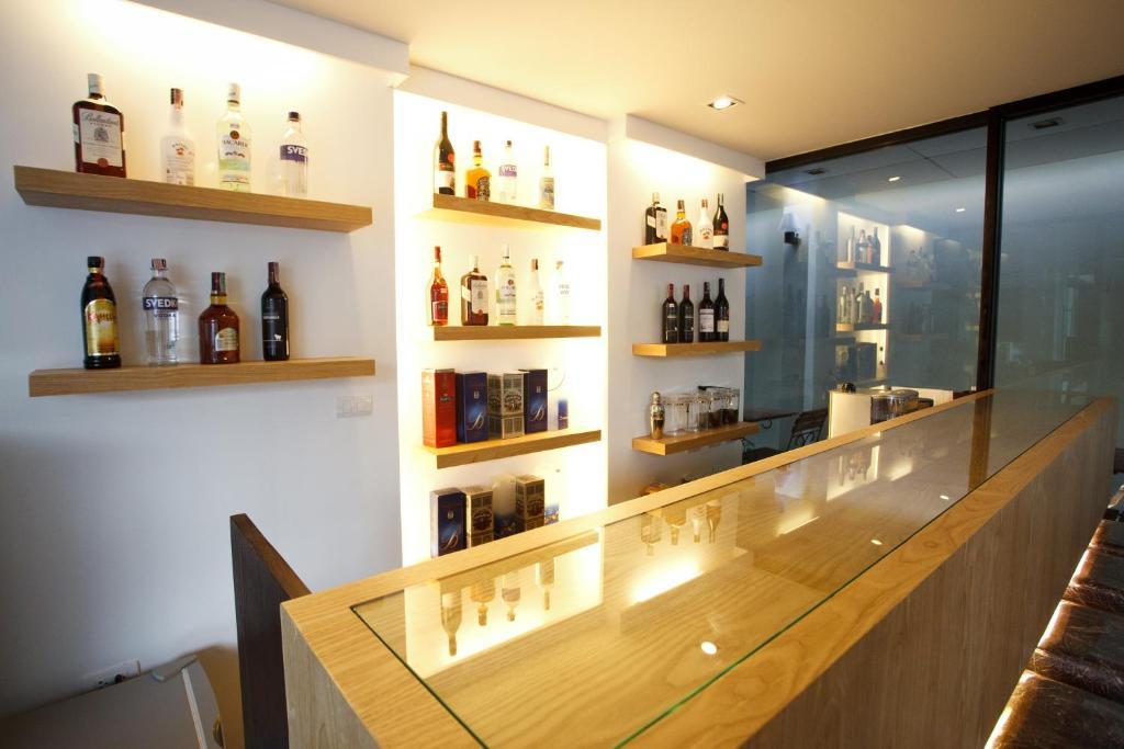 Alisha Court Hotel & Residence バンコク都 エクステリア 写真